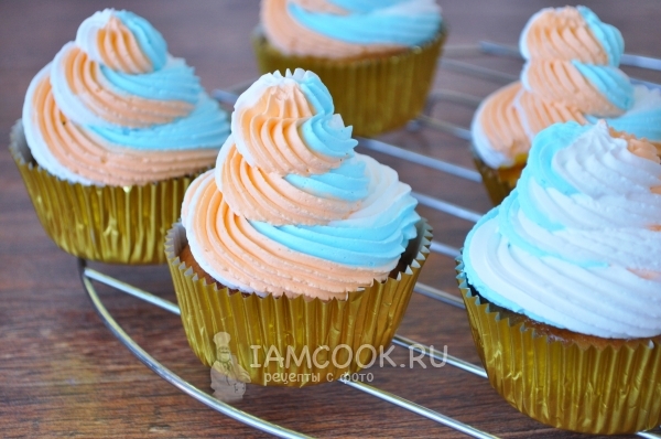 Украсить капкейки кремом