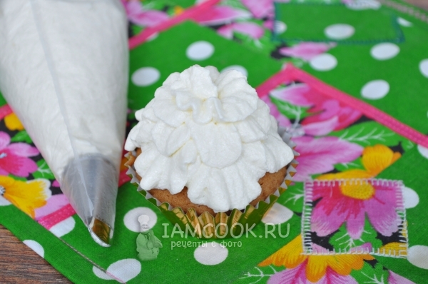 Готовый крем для выравнивания и оформления тортов и пирожных