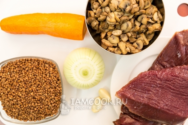 Ингредиенты для гречки с мясом и грибами