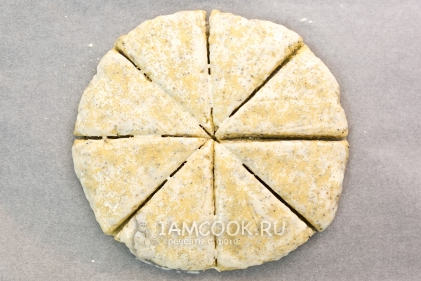 Сделать на тесте надрезы