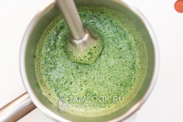 Пюрировать шпинатную смесь