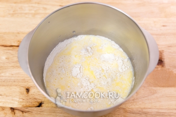 Соединить ингредиенты для теста