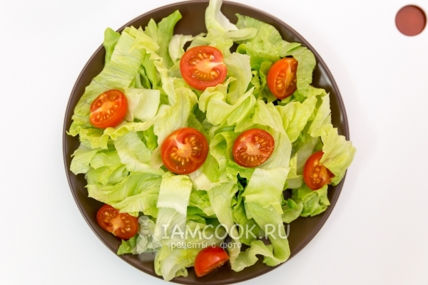 Положить помидоры