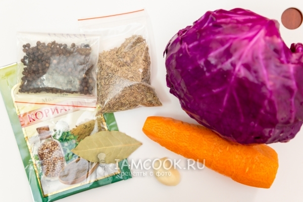 Ингредиенты для маринованной краснокочанной капусты быстрого приготовления