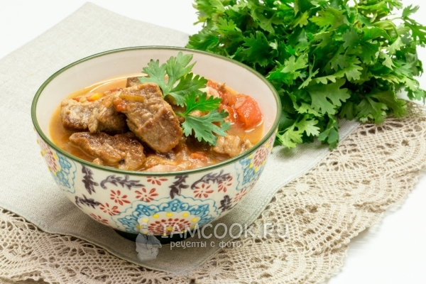 Фото говядины, тушенной с овощами и букетом гарни