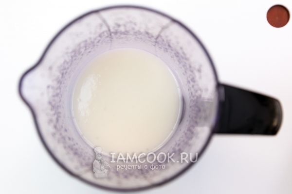 Взбить масло с водой