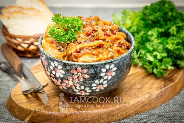 Фото тушеной рыбы в томате с овощами