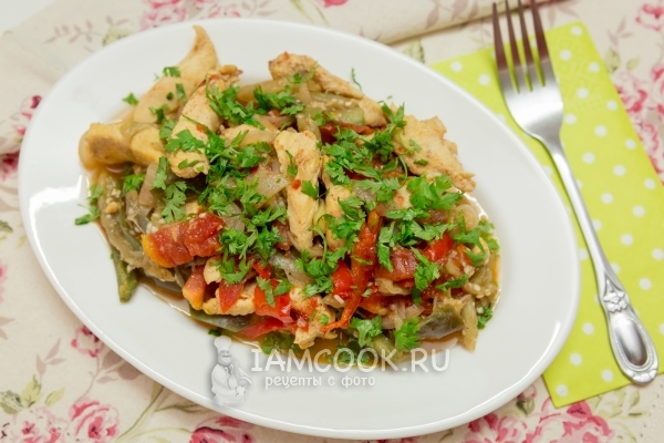 Рецепт мяса с баклажанами и помидорами