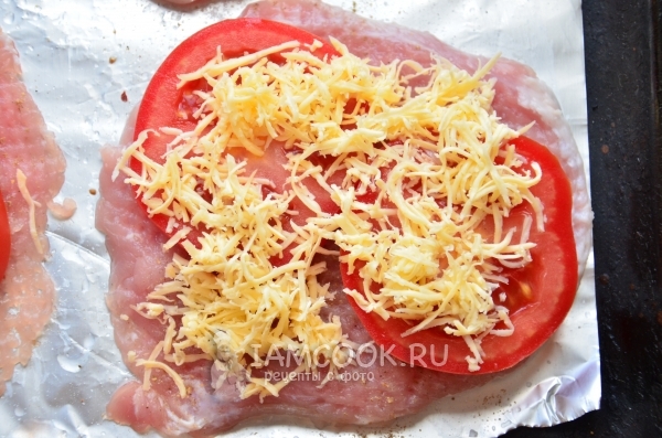 Посыпать сыром