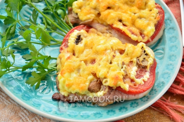 Мясо по-купечески с грибами