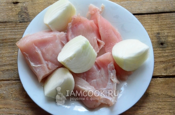 Подготовить мясо и лук