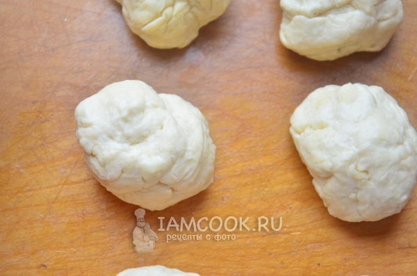 Разделить тесто на части