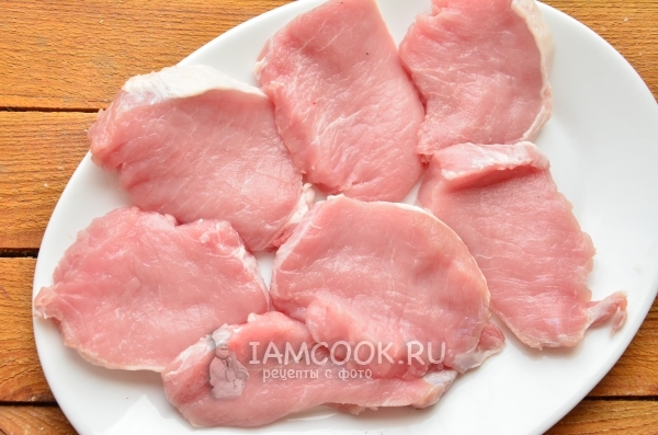 Порезать мясо на кусочки