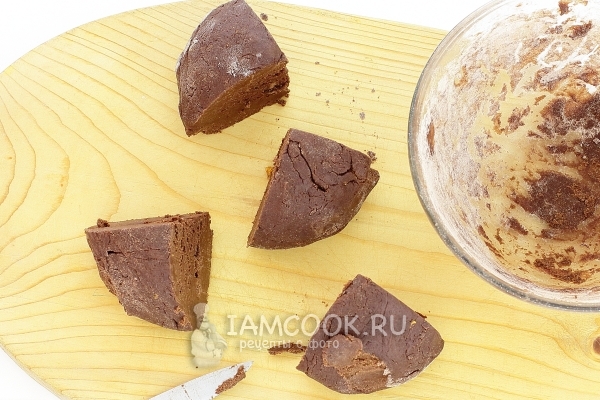 Разделить тесто на части