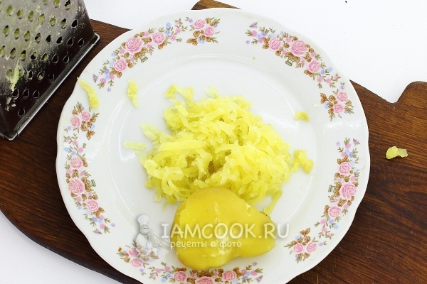 Потереть картофель