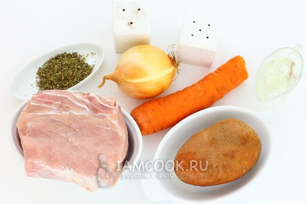 Ингредиенты для свинины с картошкой в духовке в рукаве