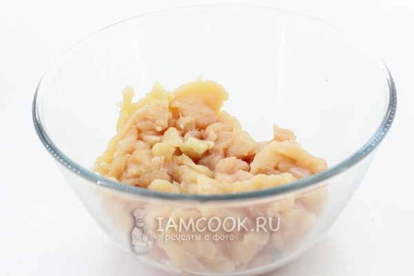 Порезать куриное филе