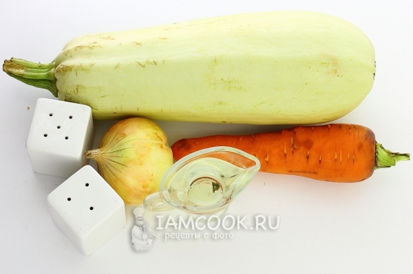 Ингредиенты для тушеных кабачков с морковью и луком