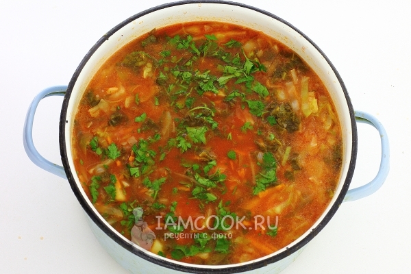 Положить зелень в суп