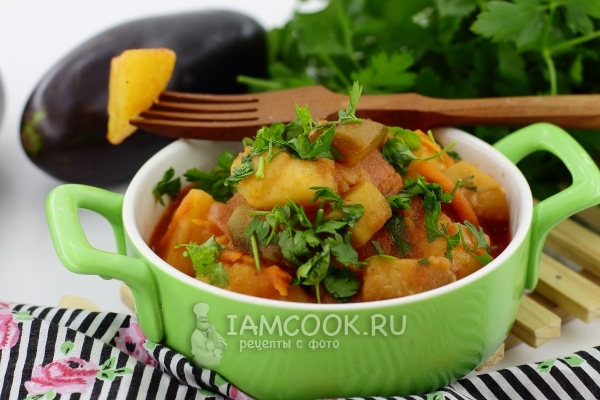 Фото тушеной картошки с баклажанами