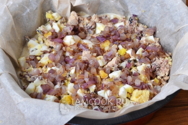 Выложить лук