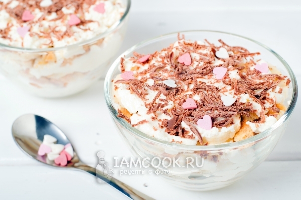 Фото десерта из печенья и творога без выпечки