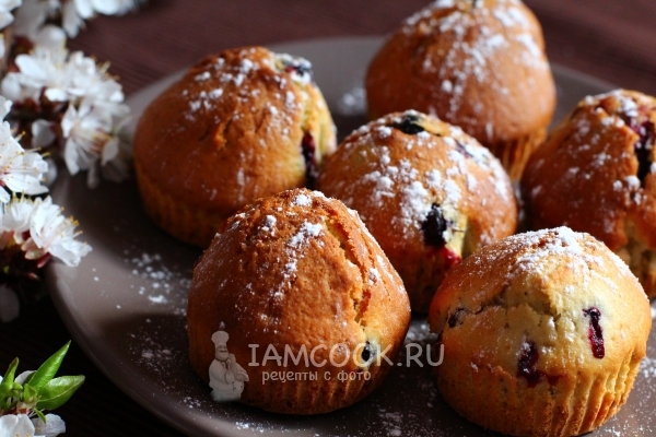 Рецепт маффинов с черной смородиной