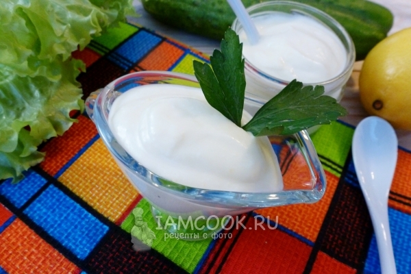 Фото настоящего классического соуса для шаурмы