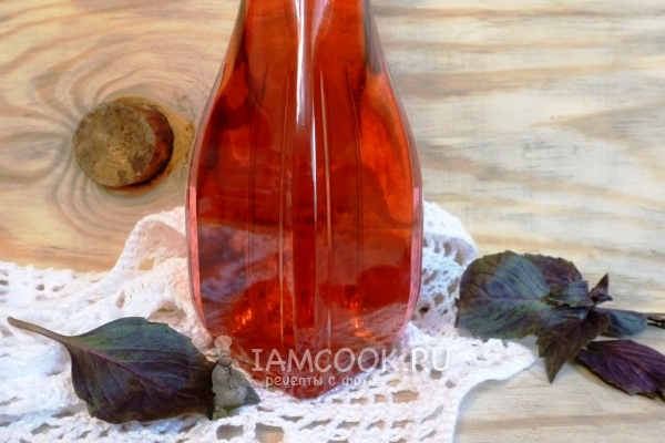 Фото базиликового уксуса