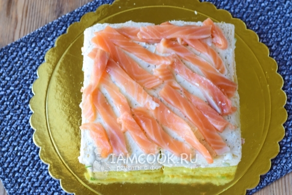 Выложить слой семги