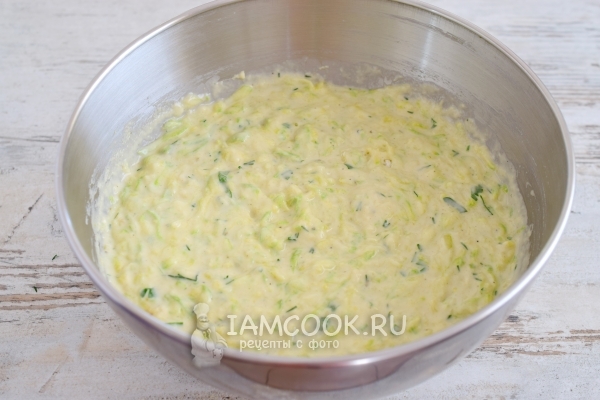 Размешать тесто