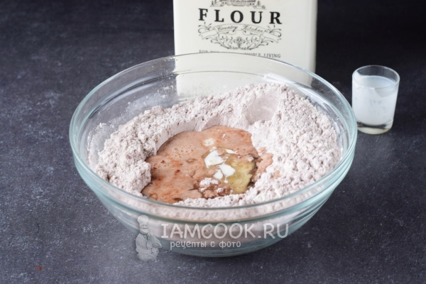 Влить молоко