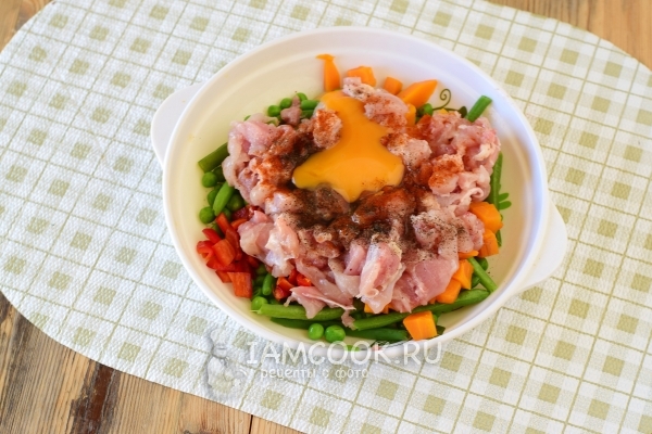 Добавить яйцо