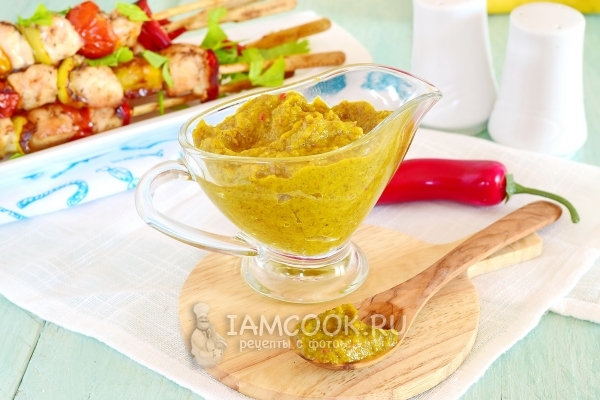 Фото бананового соуса к мясу