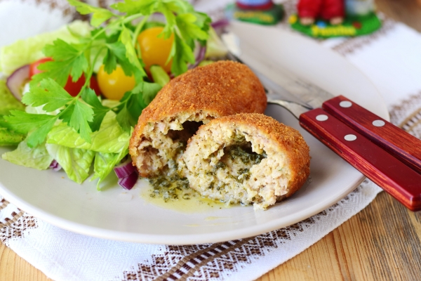 Фото котлет по-киевски из куриного фарша