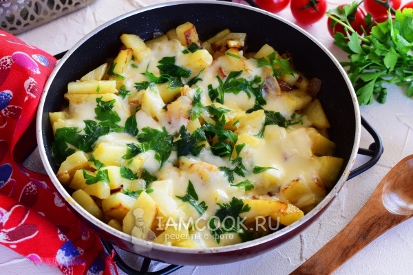 Рецепт жареной картошки с сыром на сковороде