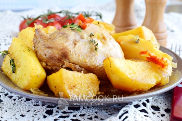 Фото курицы с картошкой в духовке в пакете для запекания