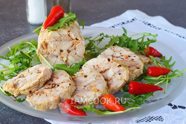 Рецепт куриного рулета с желатином в пищевой пленке