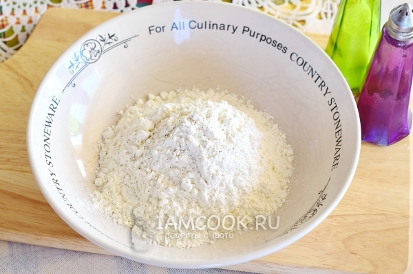 Просеять муку