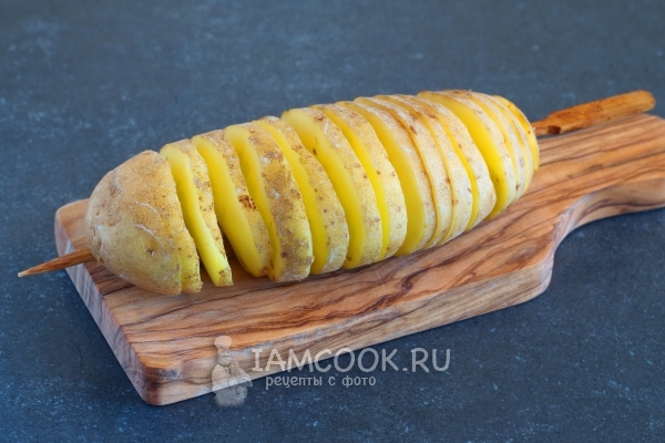 Сделать из картофеля спираль