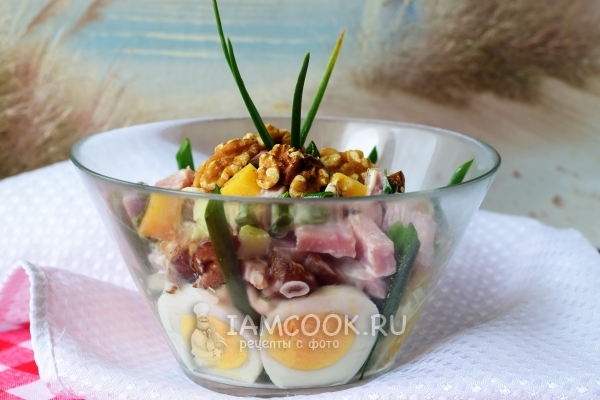 Рецепт салата с шампиньонами, ветчиной и сыром