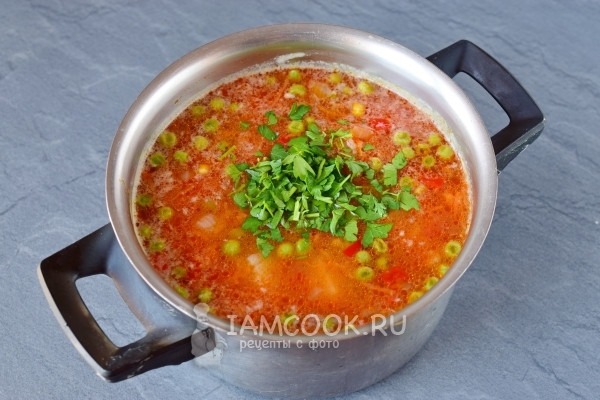 Положить зелень