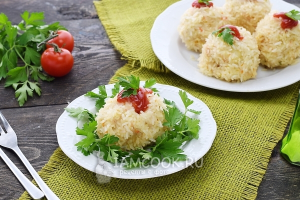 Фото ёжиков из куриного фарша с рисом