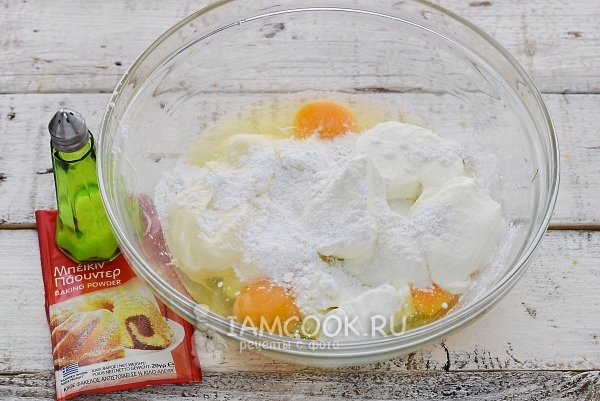 Всыпать разрыхлитель и соль