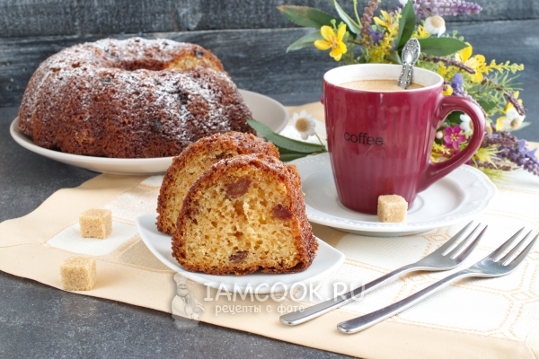 Фото кекса на сметане с изюмом