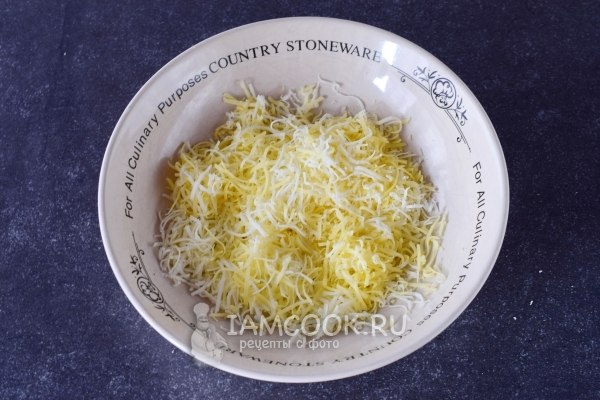 Натереть сыр на терке