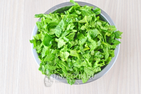 Порезать шпинат