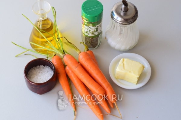 Ингредиенты для гарнира из глазированной моркови с тимьяном