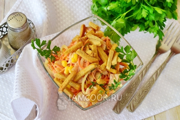 Рецепт салата с корейской морковью и сухариками