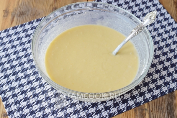 Размешать тесто